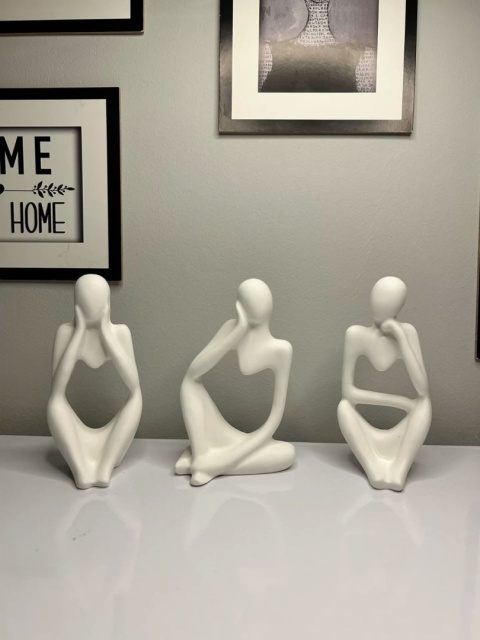 Zestaw 3 figurek dekoracyjnych „Zamyśleni” – Nowoczesne rzeźby gipsowe handmade